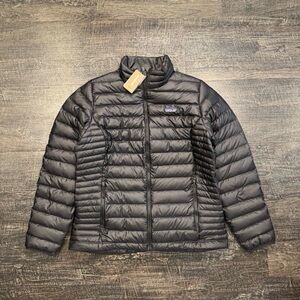 NWT Patagonia Down Puffer Jacket Women’s Large